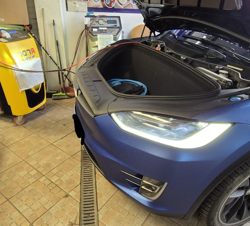reparatie clima tesla model y